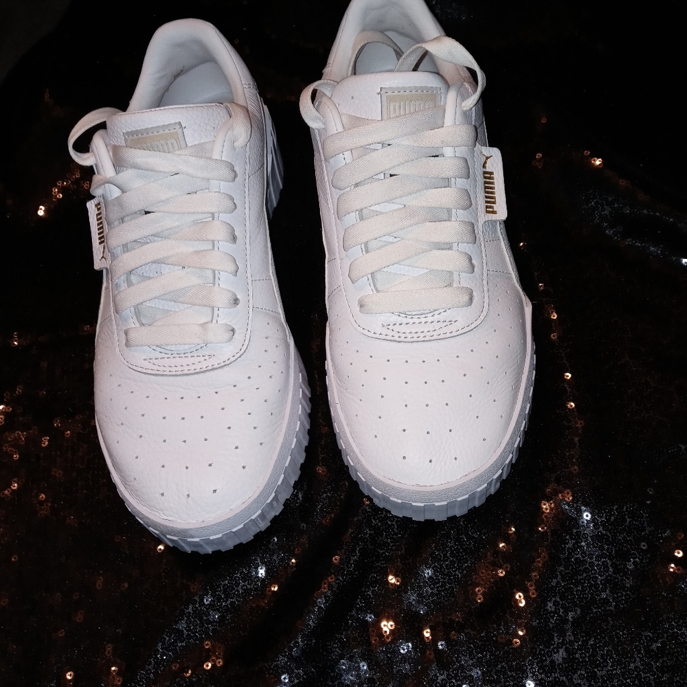 Women Tennis Shoes